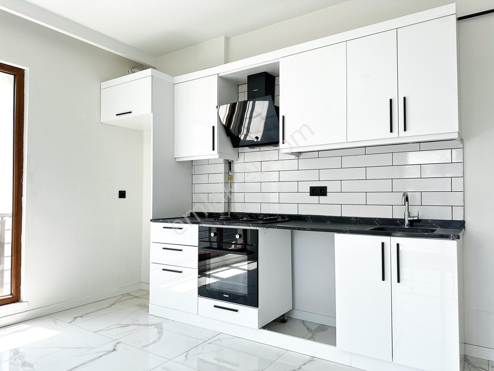 Atakum Yat Limanında Denize 2.bina Ferah Ve Geniş Kiralık Daire - Görsel 20