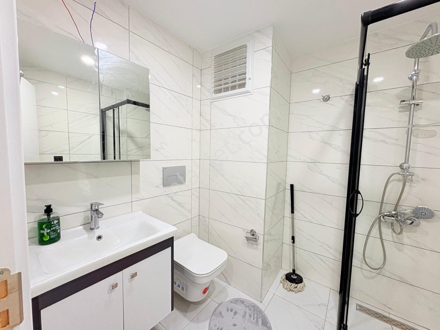 Cumhuriyette Eşyalı Havuzlu 1+1 Ş.hastanesi Üniversite Yanı - Görsel 28