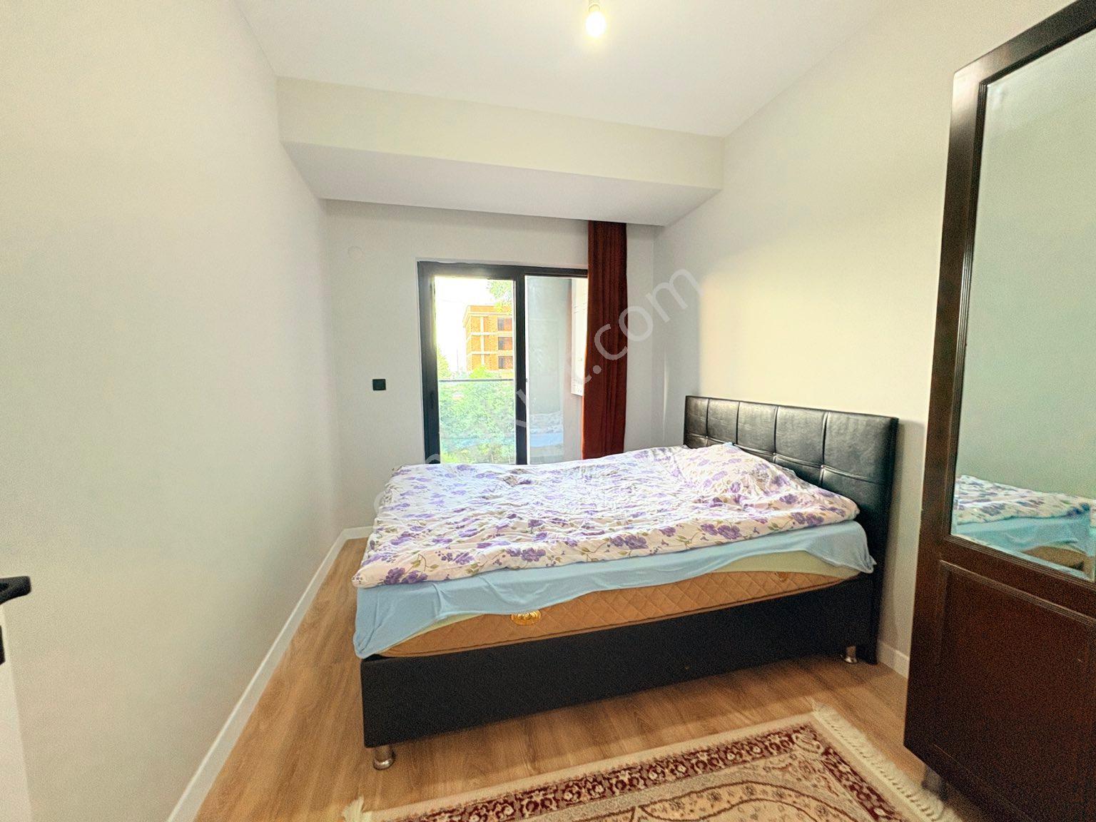 Cumhuriyette Eşyalı Havuzlu 1+1 Ş.hastanesi Üniversite Yanı - Görsel 21