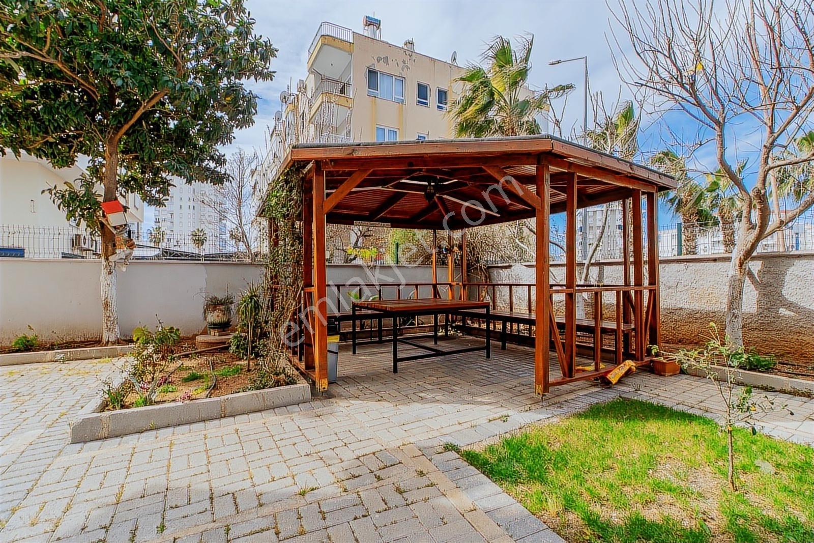 Yeşilbahçe'de Denize 5 Dk İçi Full Yapılı 3+1 180 M2 Satılık - Görsel 19