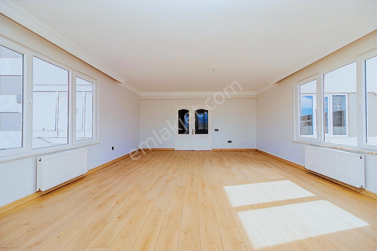 Yeşilbahçe'de Denize 5 Dk İçi Full Yapılı 3+1 180 M2 Satılık - Görsel 14