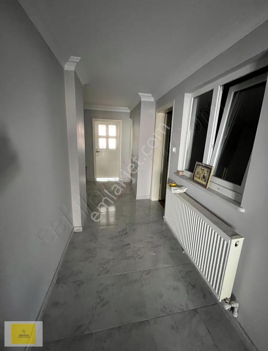 Bağlarbaşı Merkezde Aydınlık Cephe Bakımlı Kiralık 3+1 Daire - Görsel 14