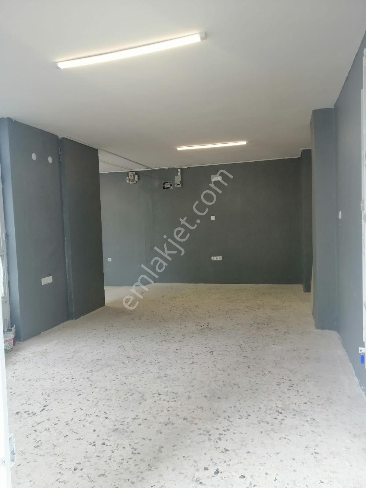 Adana Çukurova Mahfesığmaz Turgut Özala Yakın 45 M2 Depo -işyeri