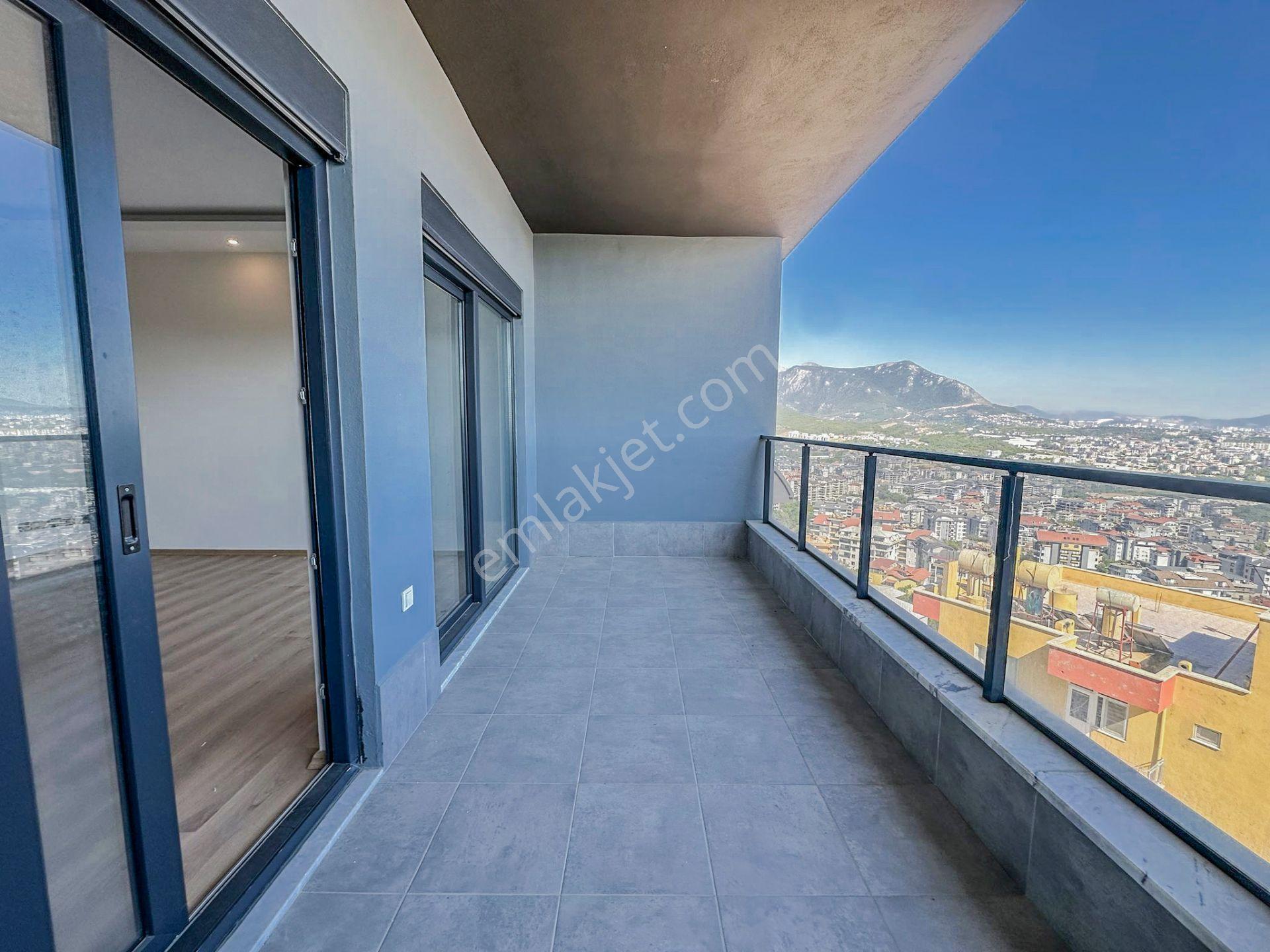 Alanya Çıplaklı Kiralık 6+1 Şehir Deniz Manzaralı Daire - Görsel 10