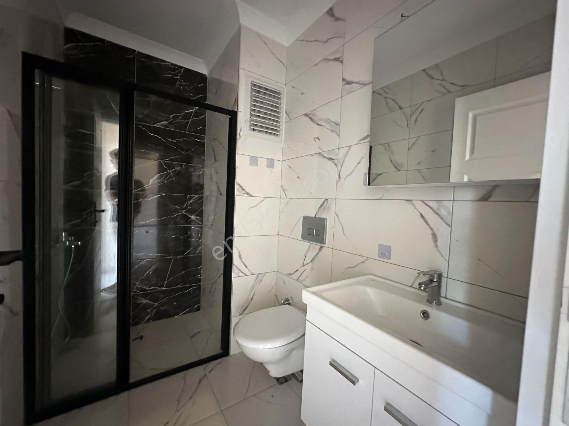Alanya Çıplaklı Kiralık 6+1 Şehir Deniz Manzaralı Daire - Görsel 23