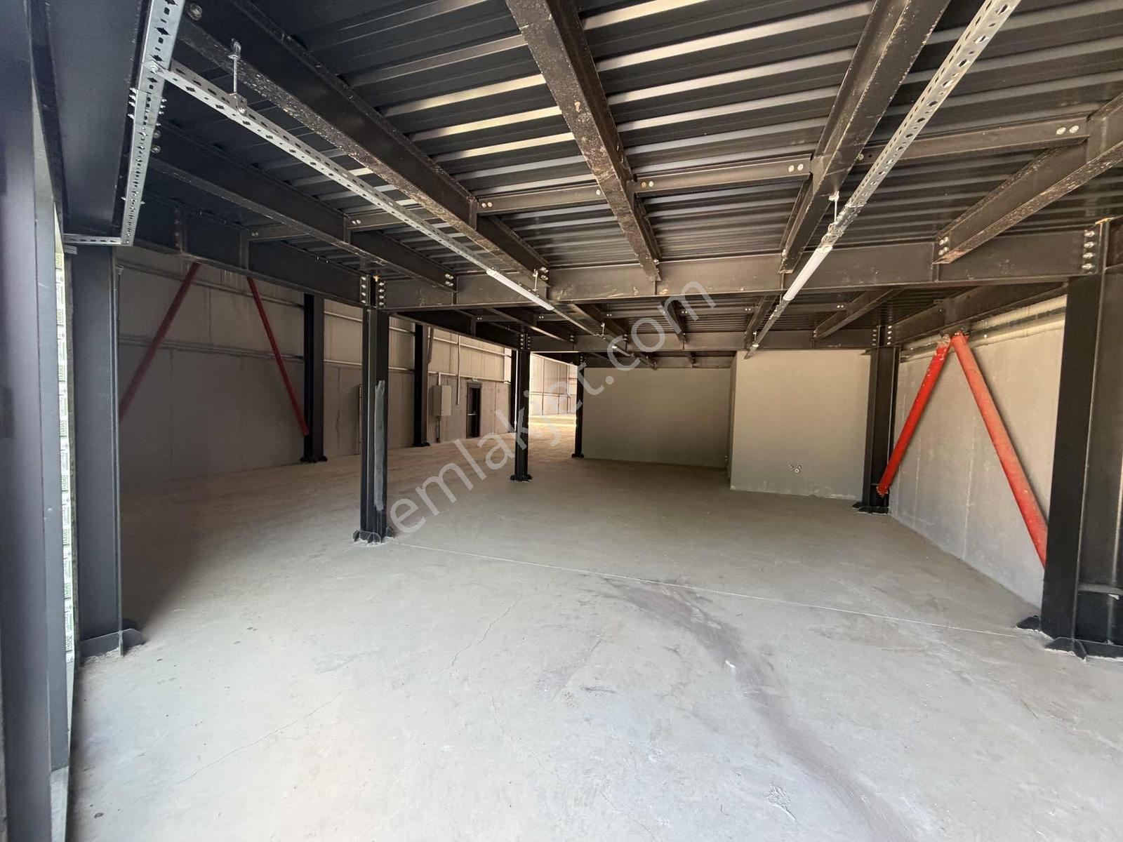Başiskele Ovacık Mah Kiralık 1000 M2 Depo&imalathane - Görsel 11