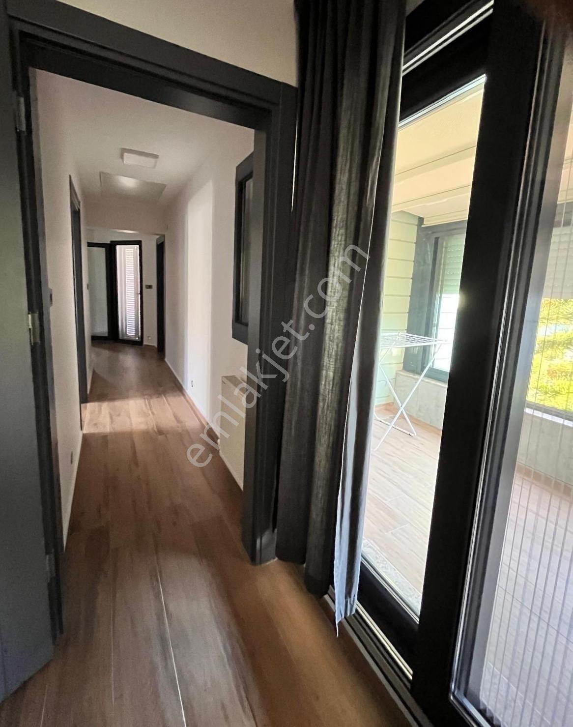 Denize Sıfır Sitede, Havuzlu Villa - Görsel 8