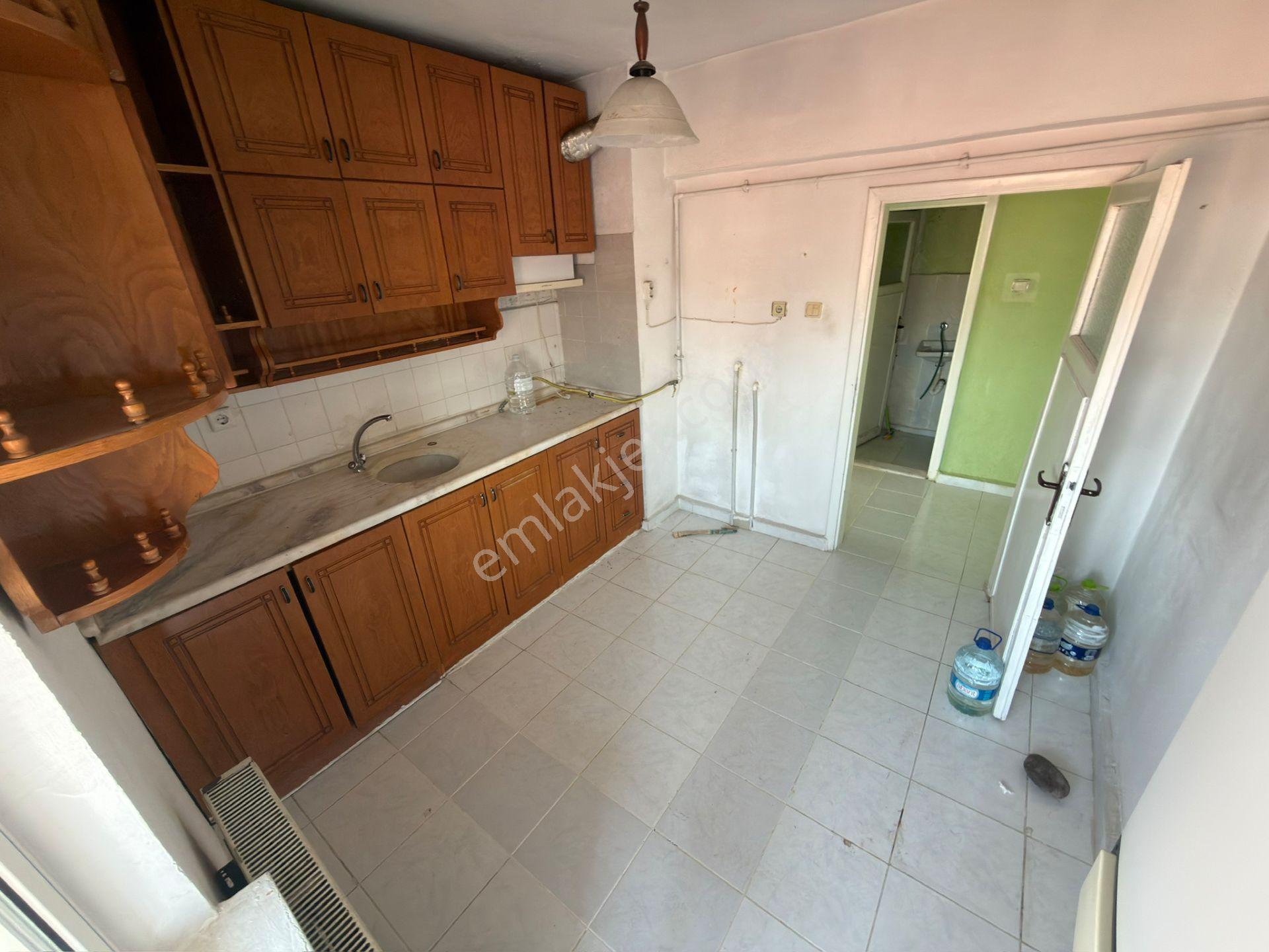 Sincan Malazgirt Mah Kredi Lmtsz Salon Bğmsız Katta Satılık 3+1 - Görsel 6