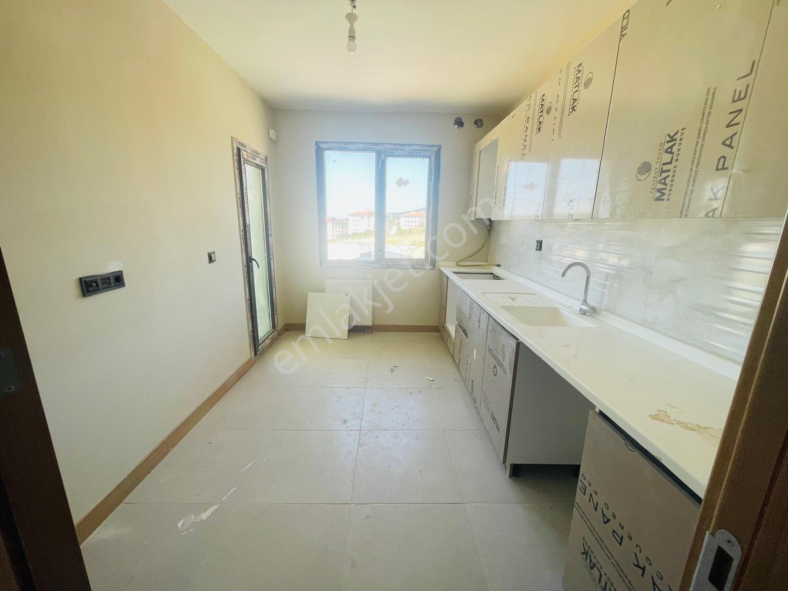 Re/max Selhattin'den Maltepe Toki Atış Okulun'da 2+1 Daire - Görsel 8