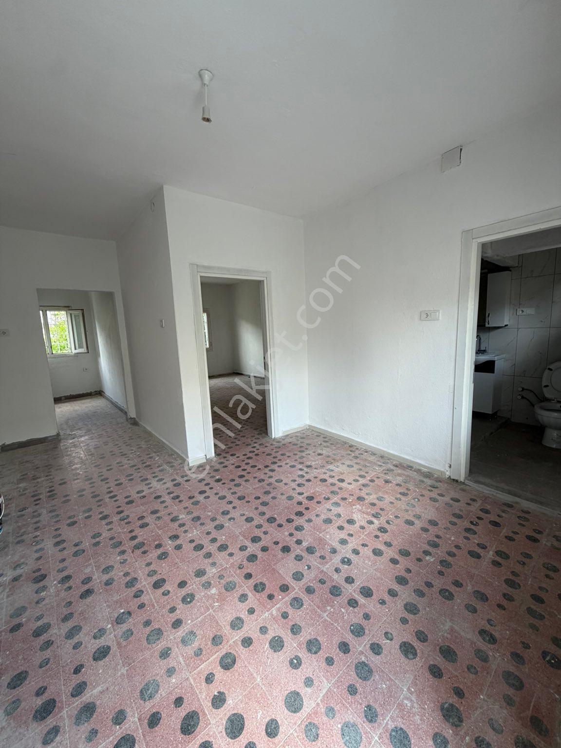 Barajyolunda 2 Katlı Bahçeli Kiralık Müstakil Ev - Görsel 23