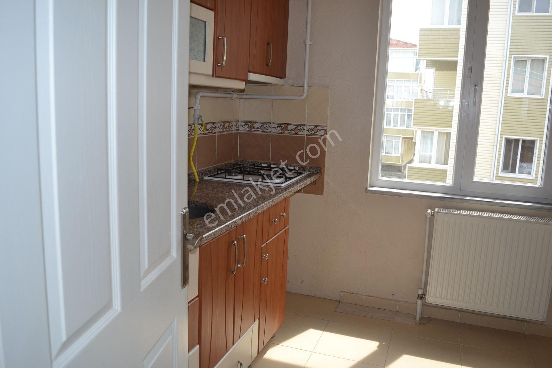 Lüleburgaz Güneş Mahallesinde Kiralık 3+1 Asönsörlü Daire - Görsel 6
