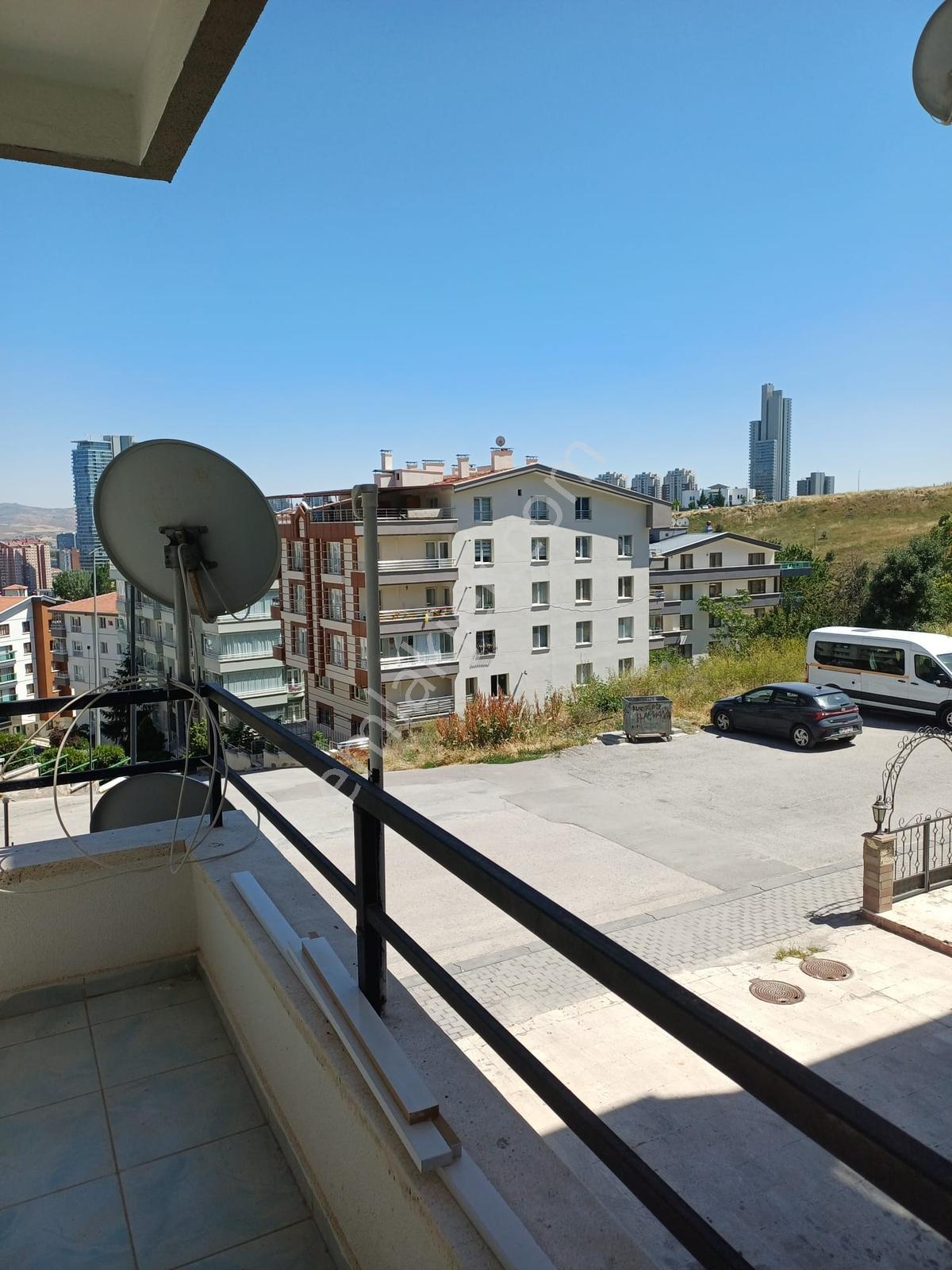 Mürsel Uluç Mah. 3+1 Ara Kat Kiralık Daire - Görsel 2