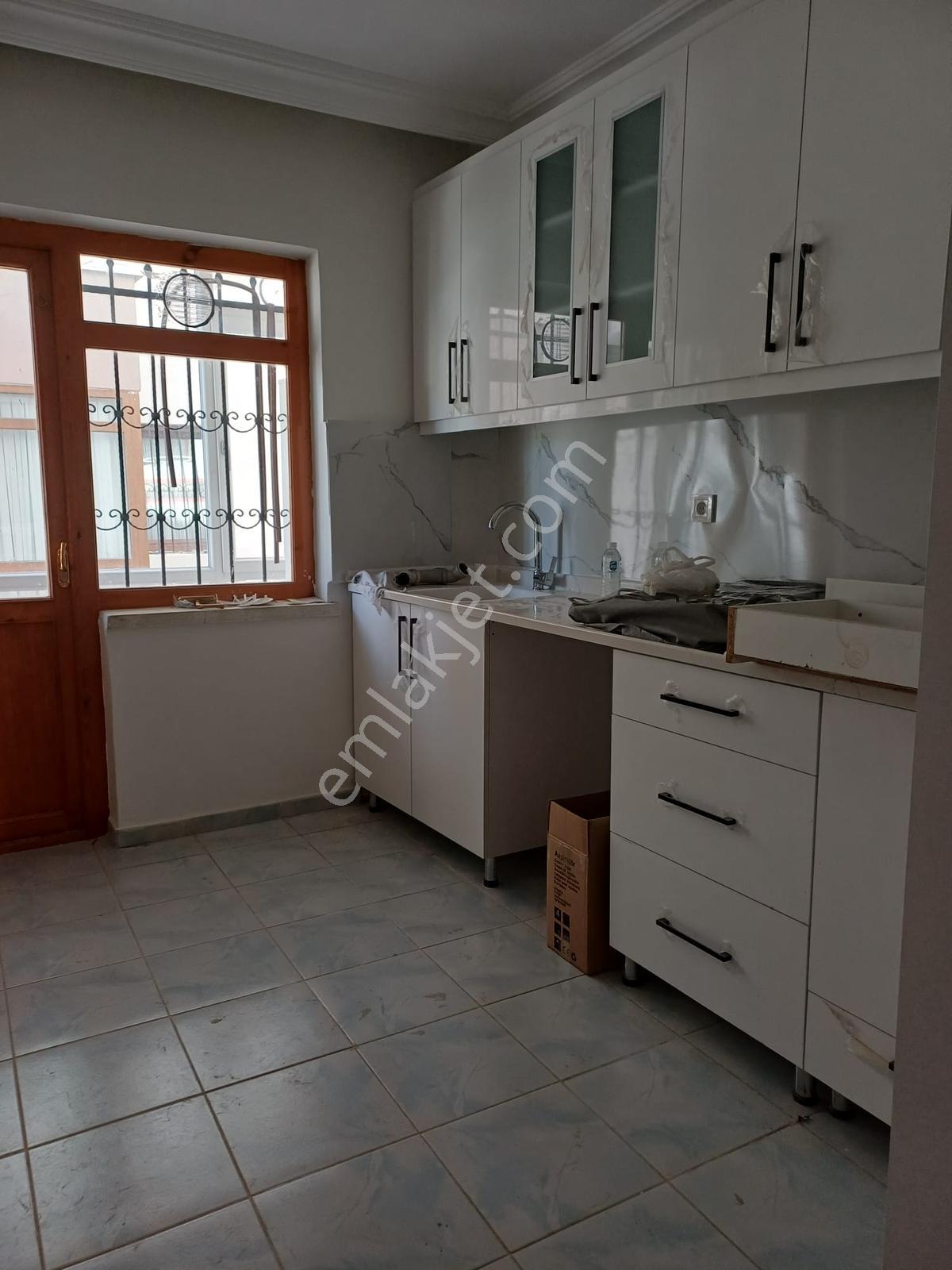 Mürsel Uluç Mah. 3+1 Ara Kat Kiralık Daire - Görsel 9
