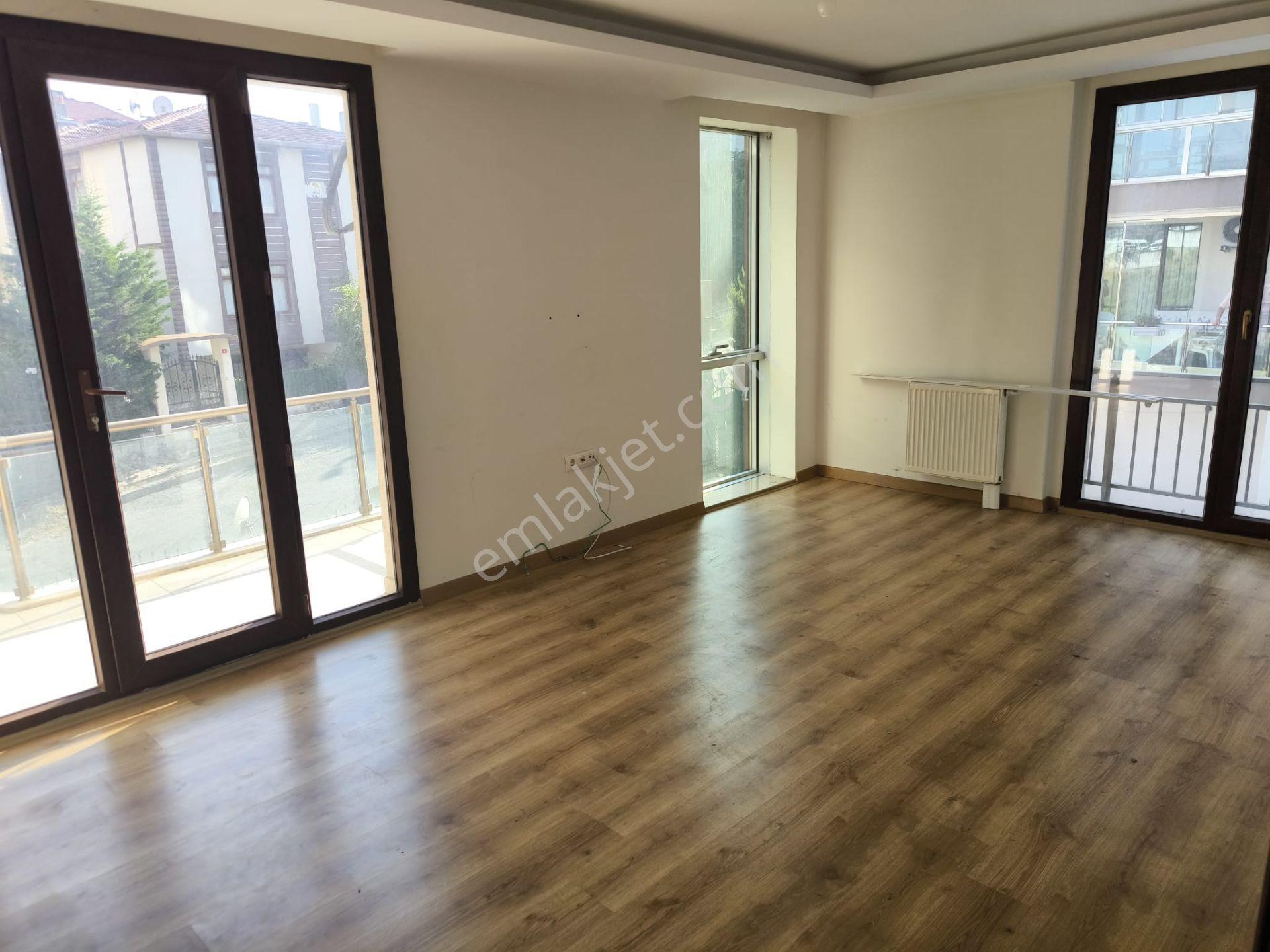 Silivri Yenimahalle'de Kiralık 2+1 Daire - Görsel 3