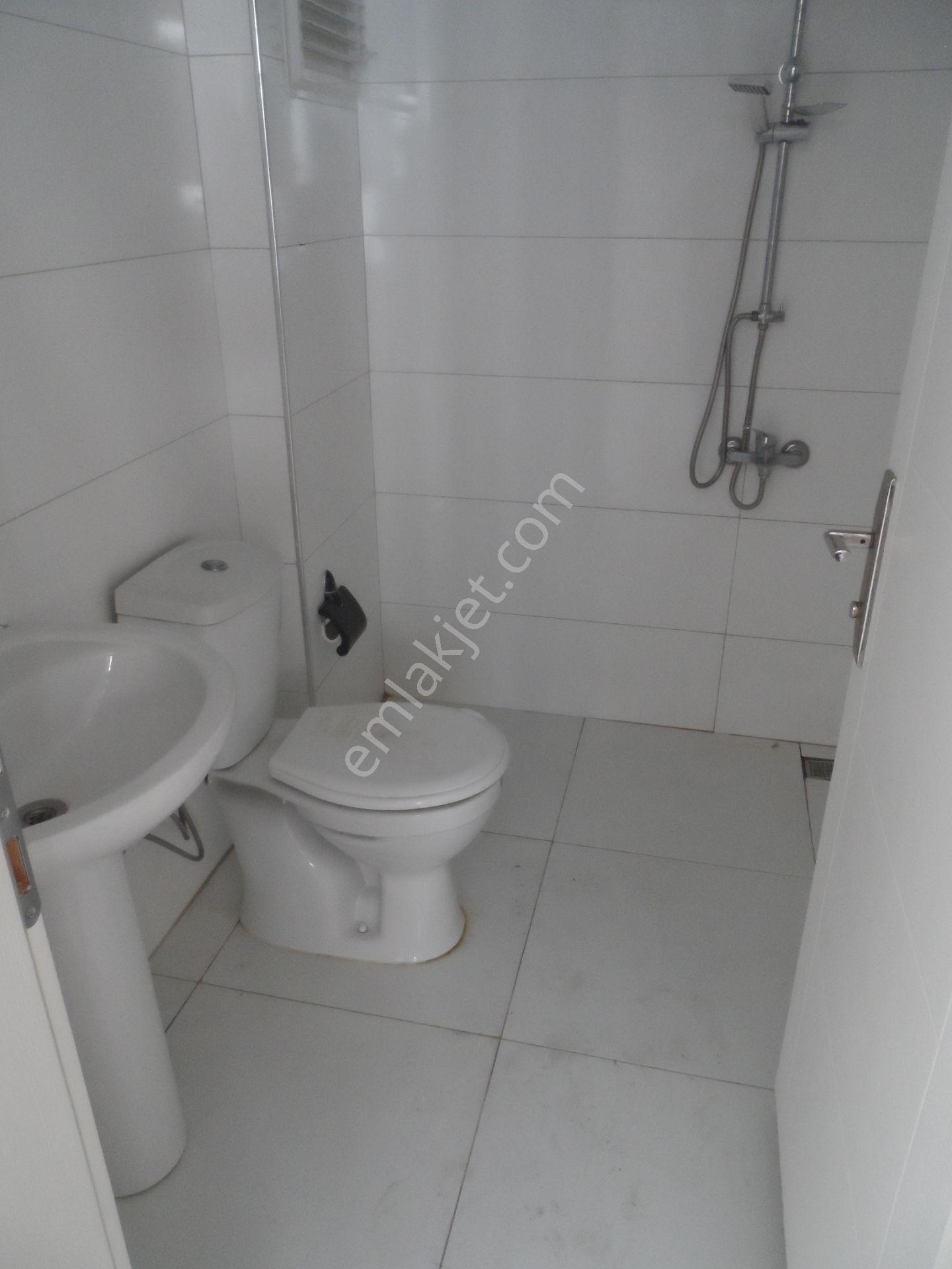 Nazilli Ege Emlak Ofisinden Yeşil Mah. Site İçerisinde, Asansörlü, Doğalgaz Kombili Kiralık Daire - Görsel 20