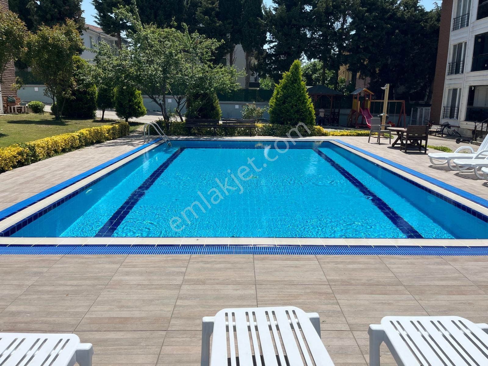 Büyükçekmece De Kiralık Daire 3+1 Havuz Ve Deniz Manzaralı Site - Görsel 5