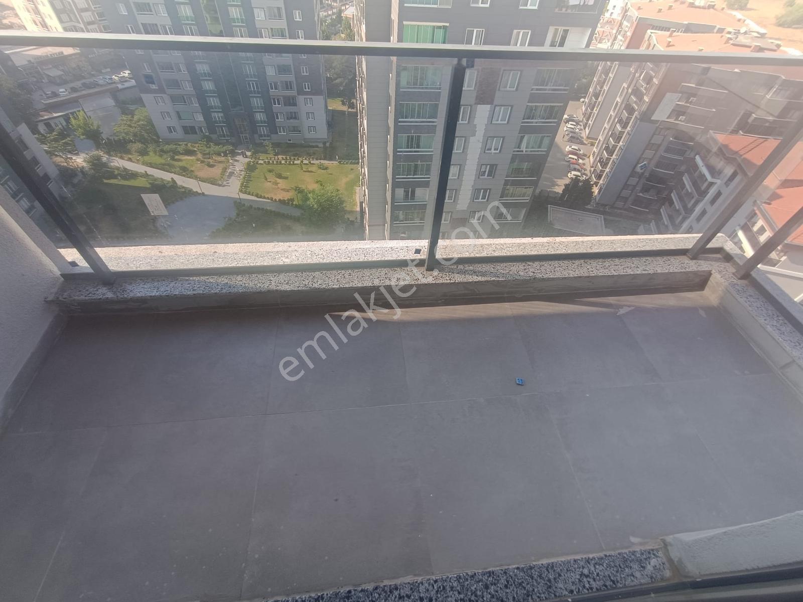 Emlak Konutları Bölgesinde Ultra Lüx 3+1/ 155 M2 Sıfır Kiralık - Görsel 29