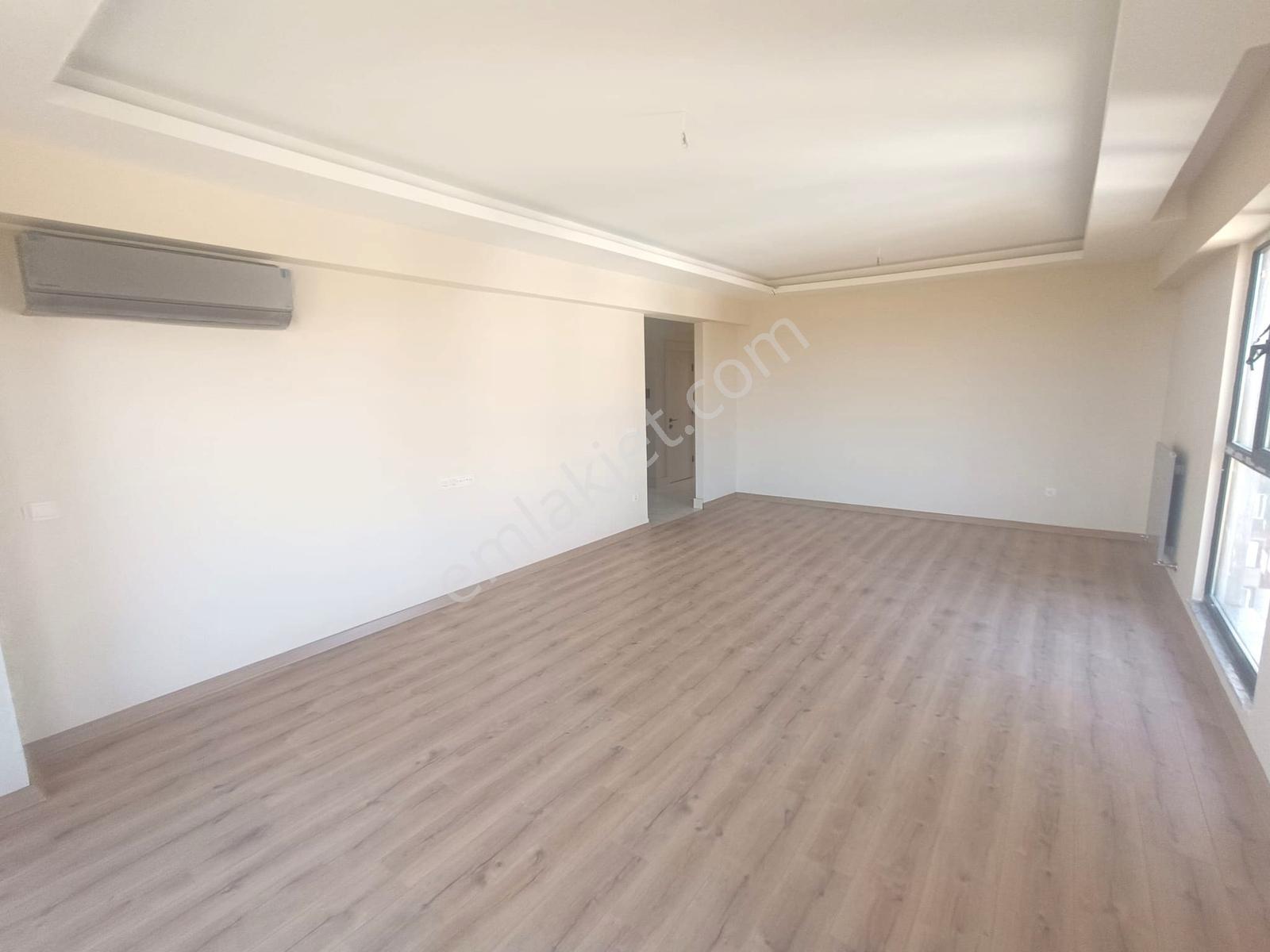 Emlak Konutları Bölgesinde Ultra Lüx 3+1/ 155 M2 Sıfır Kiralık - Görsel 31