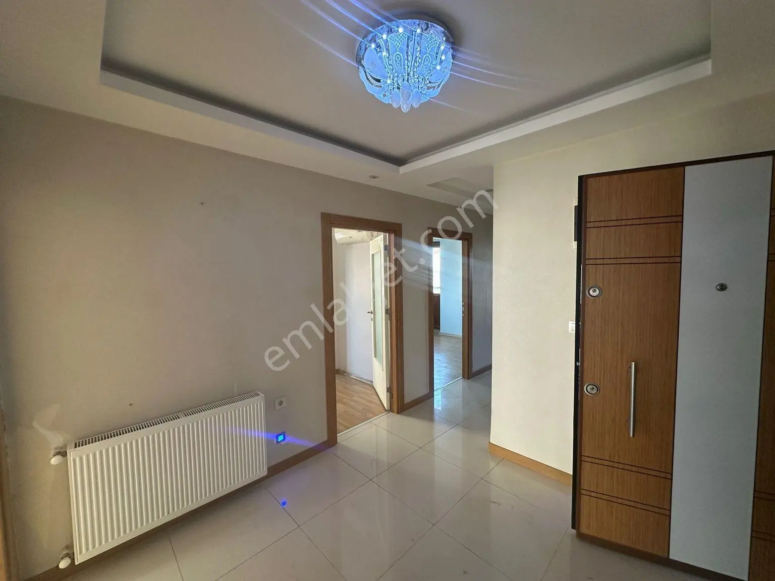 Yurt Mahallesi’nde Sosyete Pazarı Civarında Fırsat 3+1 Kiralık Daire! - Görsel 4