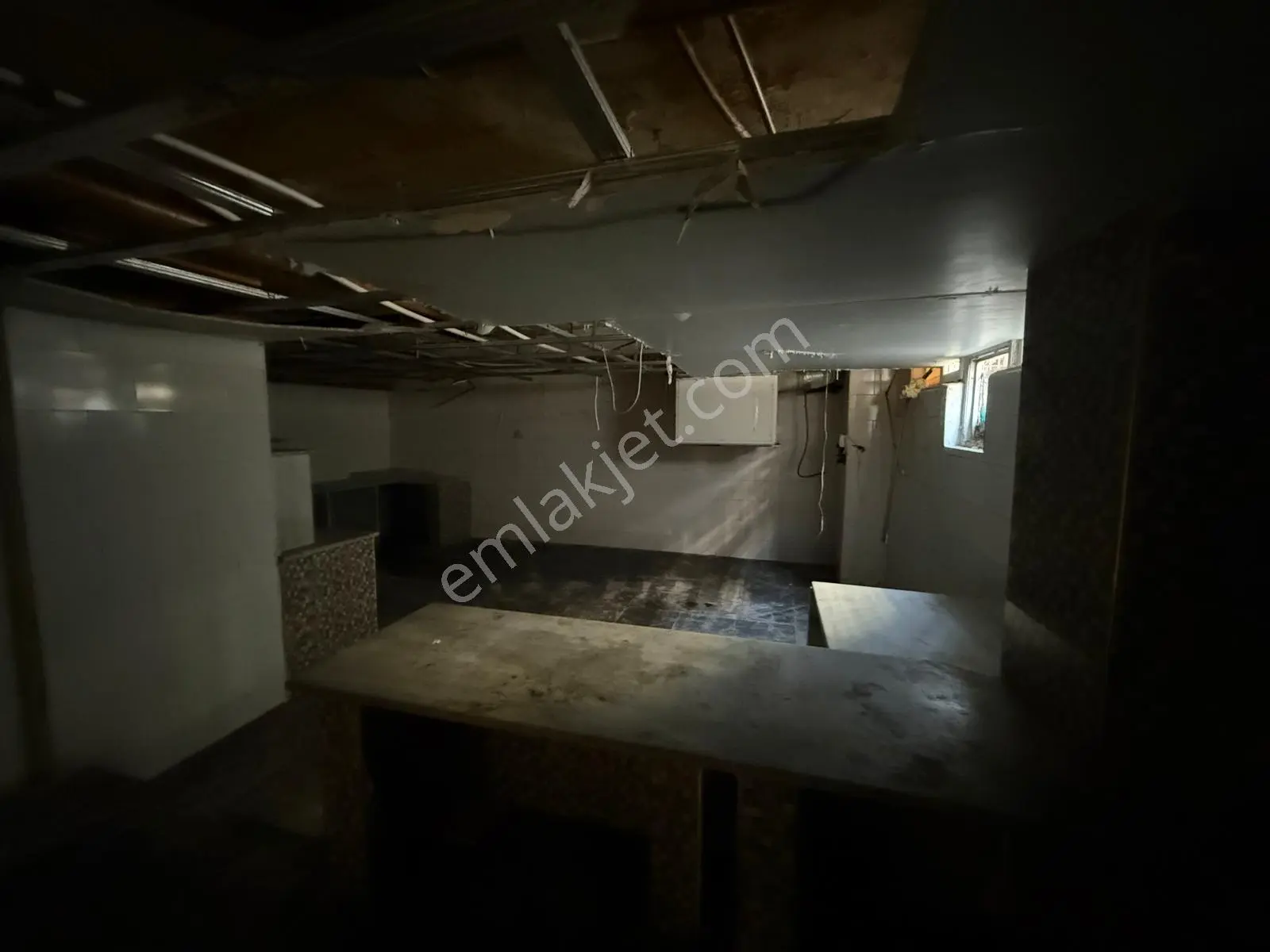 Esenyurt Talatpaşa İşlek Cadde Üstü Kiralık 200 M2 Depo - Görsel 3