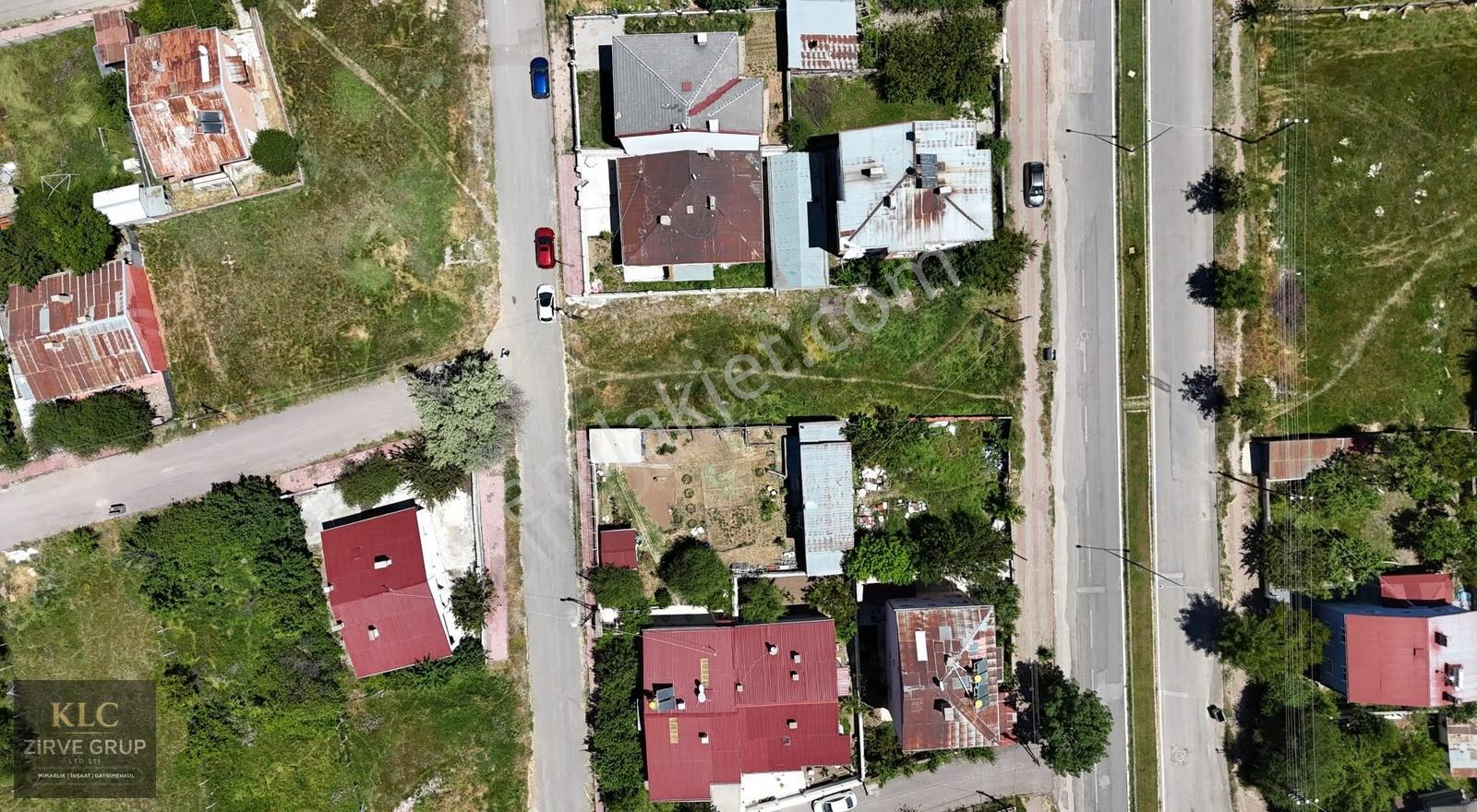Remax Central'dan Karşıyaka'da Mesire Alanında 294m2 Arsa - Görsel 4