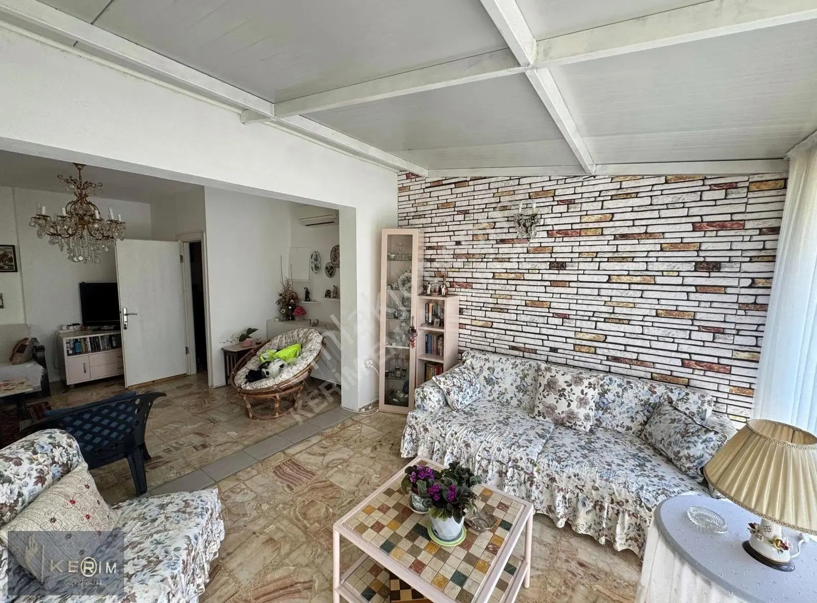 Kerim'den Küçükkuyu Mıhlı'da Eşyalı Kiralık Geniş Daire - Görsel 3
