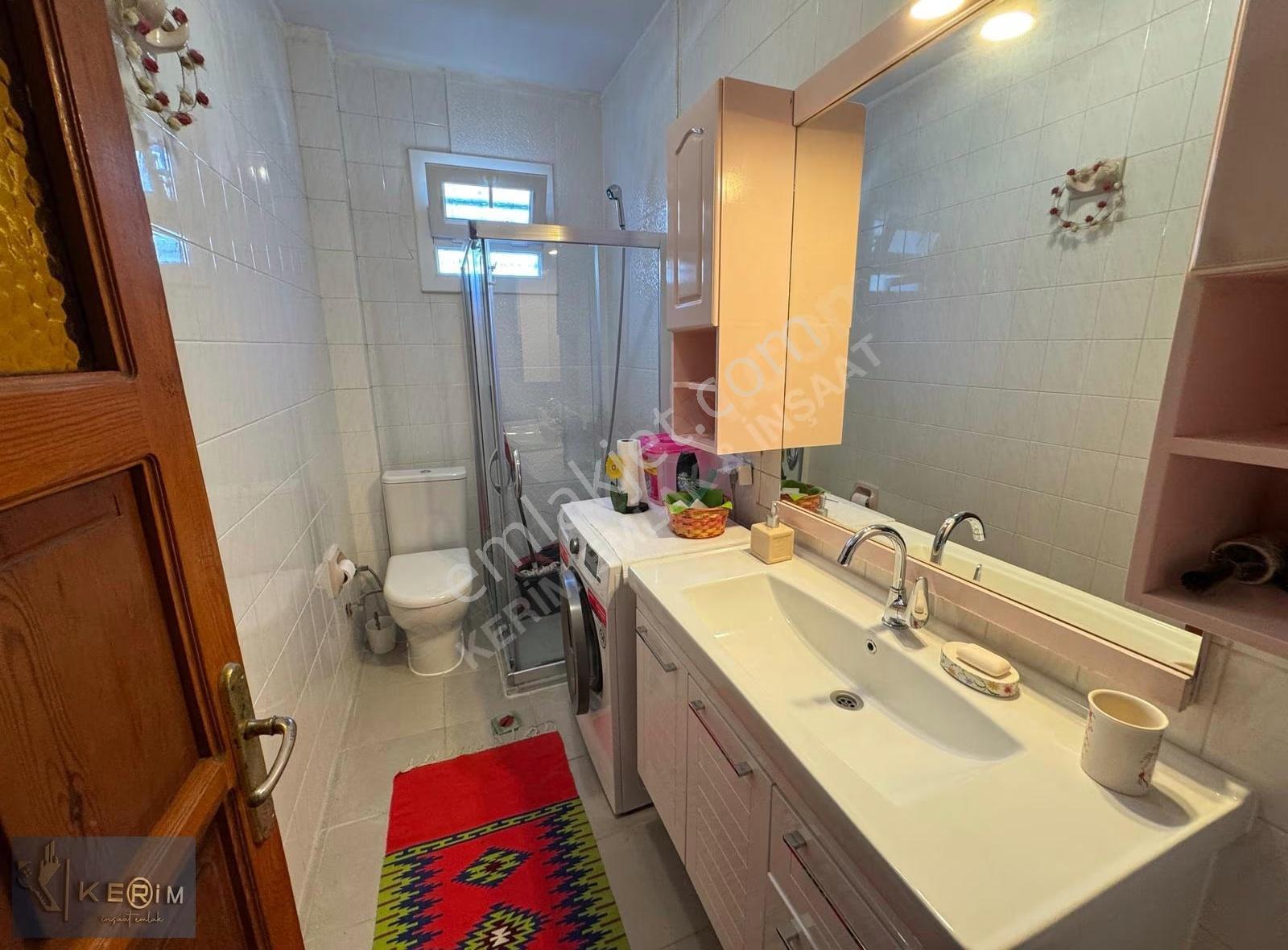 Kerim'den Küçükkuyu Mıhlı'da Eşyalı Kiralık Geniş Daire - Görsel 7