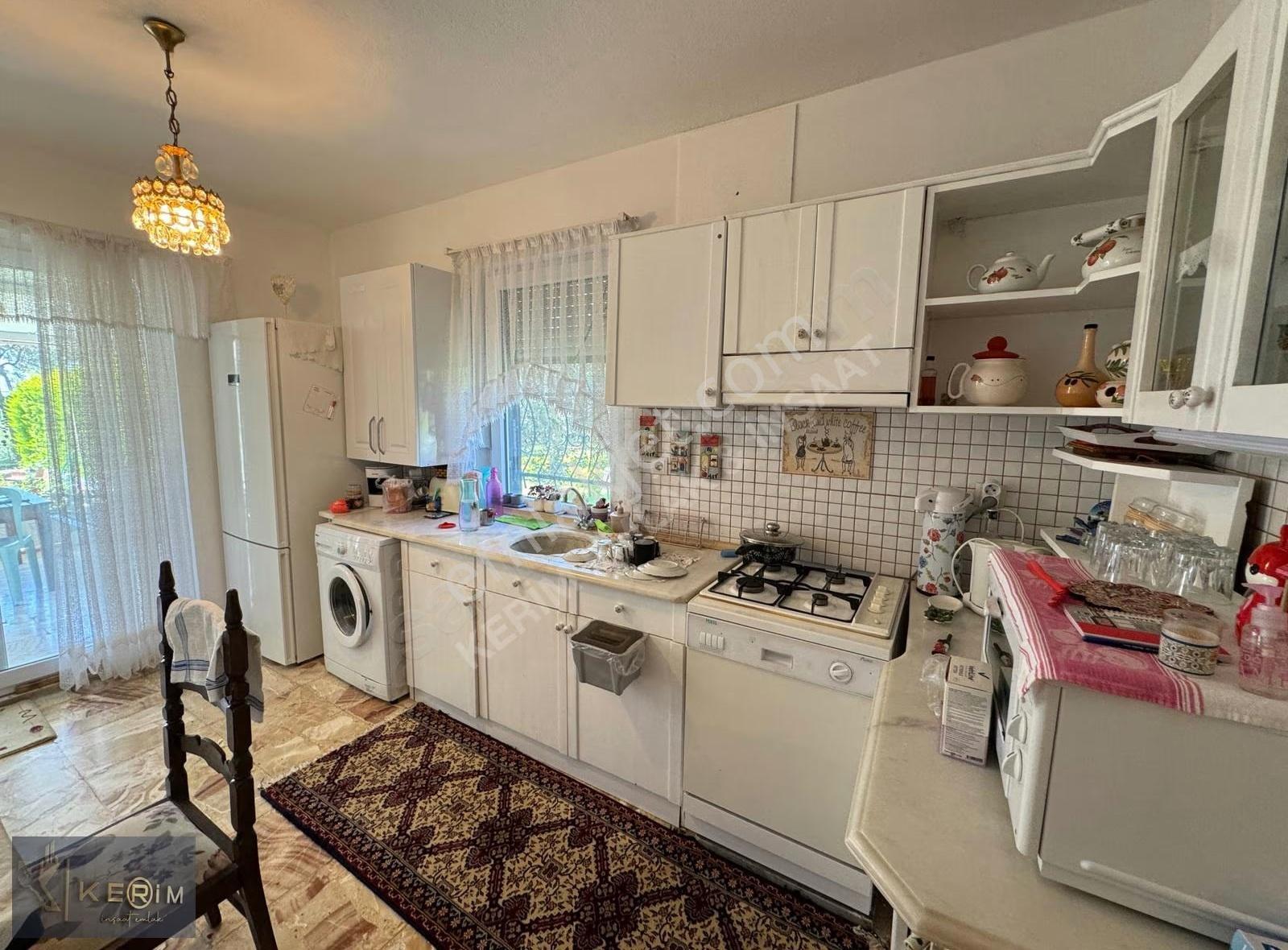 Kerim'den Küçükkuyu Mıhlı'da Eşyalı Kiralık Geniş Daire - Görsel 18