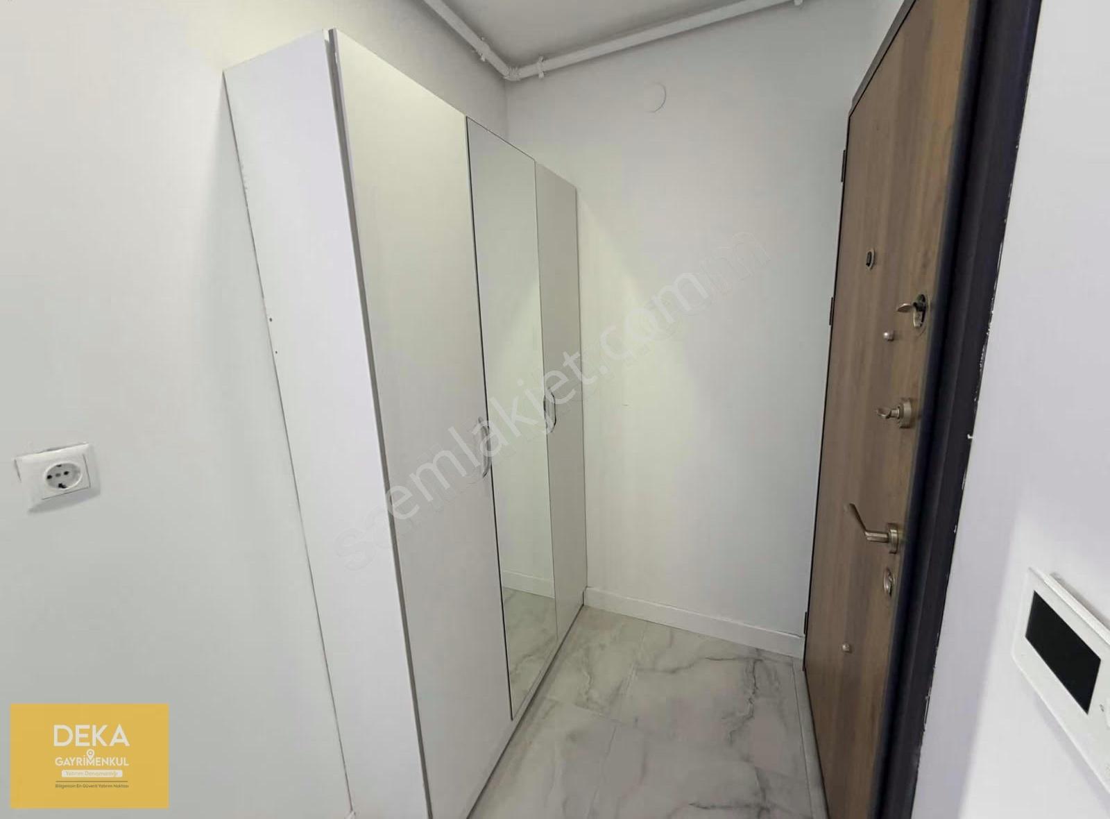 Deka Gayrimenkul'den Kurupelit Tramvaya Cephe Eşyalı 1+1 Kiralık - Görsel 2