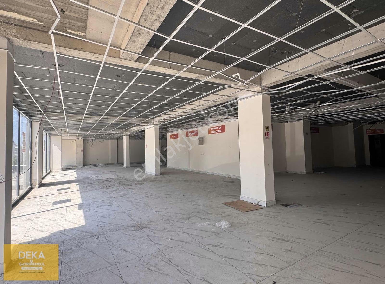 Deka Gayrimenkul'den Bulvara Cepheli, Vitrinli Kiralık İş Yeri - Görsel 3