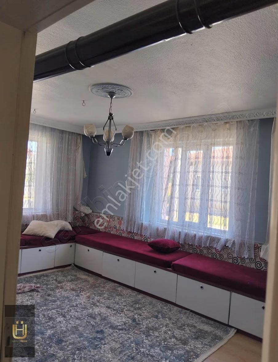 Afyon Üçok Emlaktan Çayırbağ Köyünde 3+1 110m² Müstakil Satılık - Görsel 8