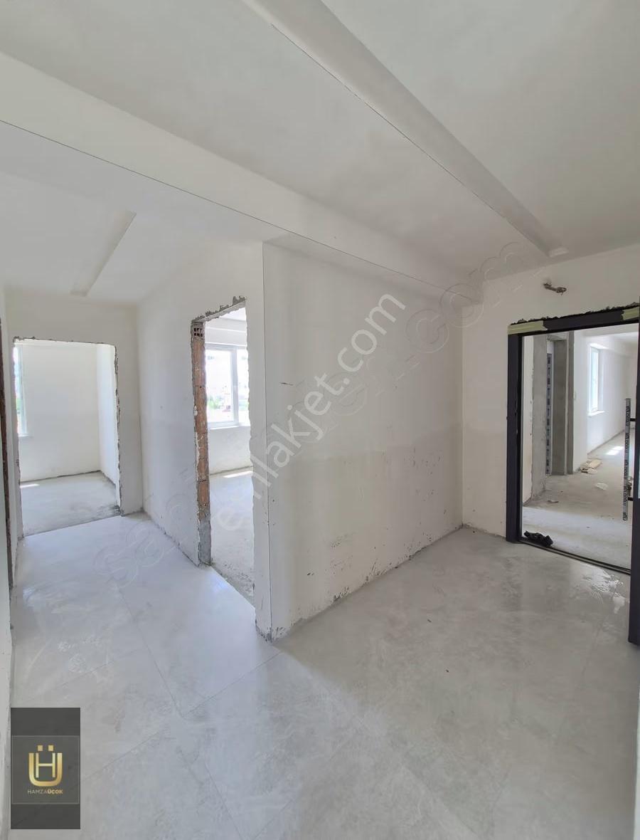 Afyon Üçok Emlaktan Karşıyaka Mah 3+1 127m² Lüx Satılık Daire - Görsel 2
