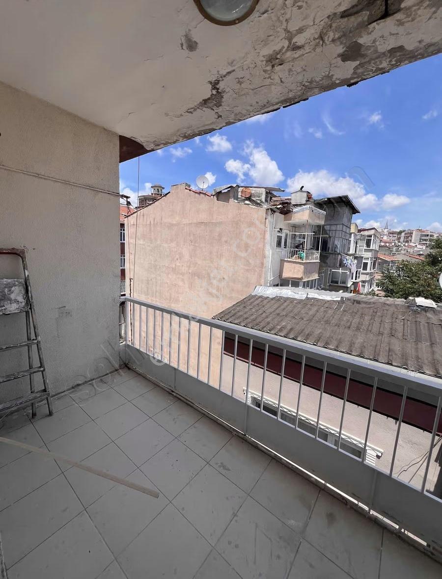 Aksarayda Kiralık 2+1 | 90 M² | 4. Kat - Görsel 10