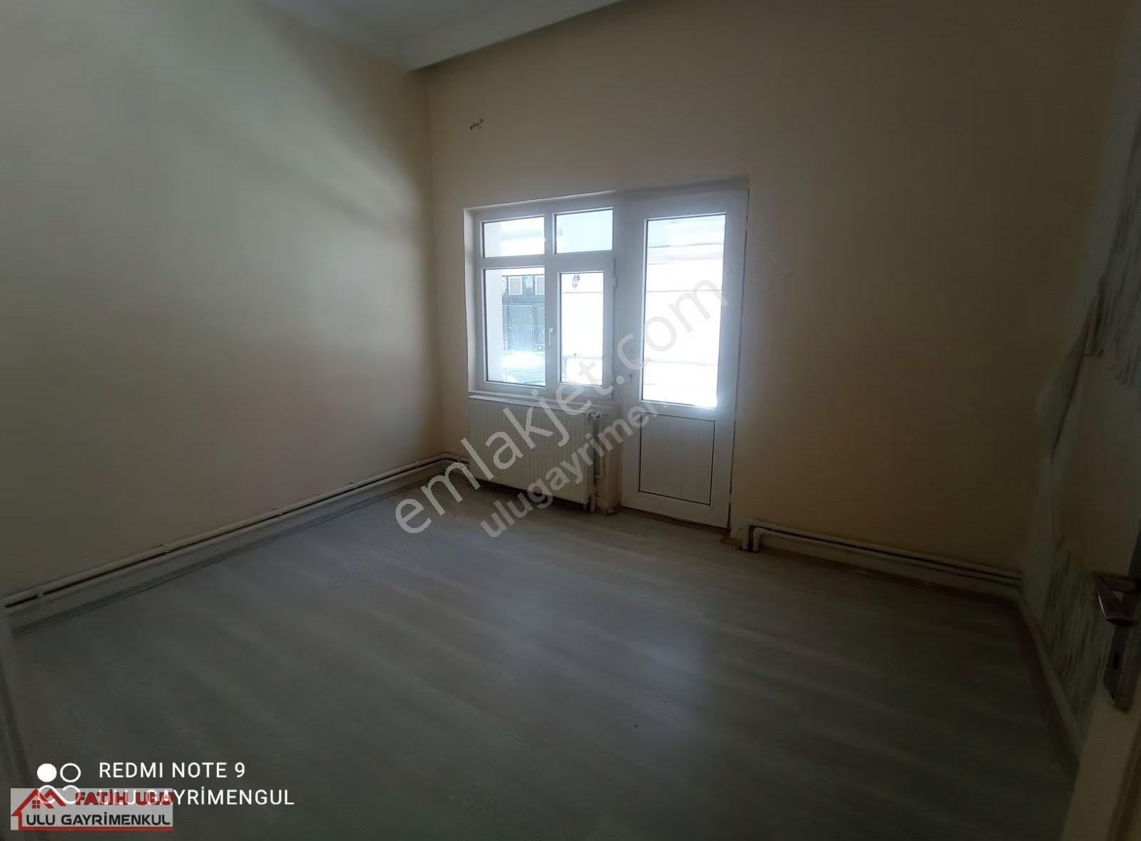Çarşı Merkezde Şemsiyeli Sokak Altı Kiralık Ofis - Görsel 15