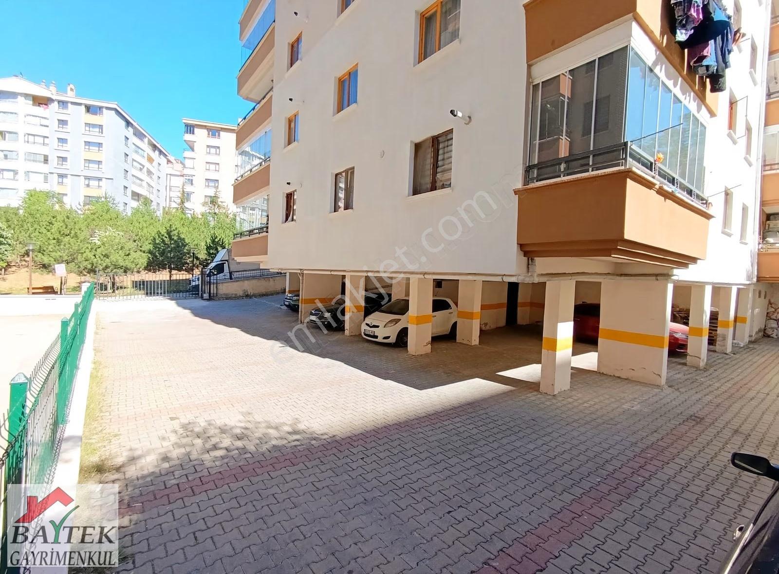 Çankaya Ata Mah. Vadi Manzaralı Asansörlü,kilerli Kiralık Daire - Görsel 30