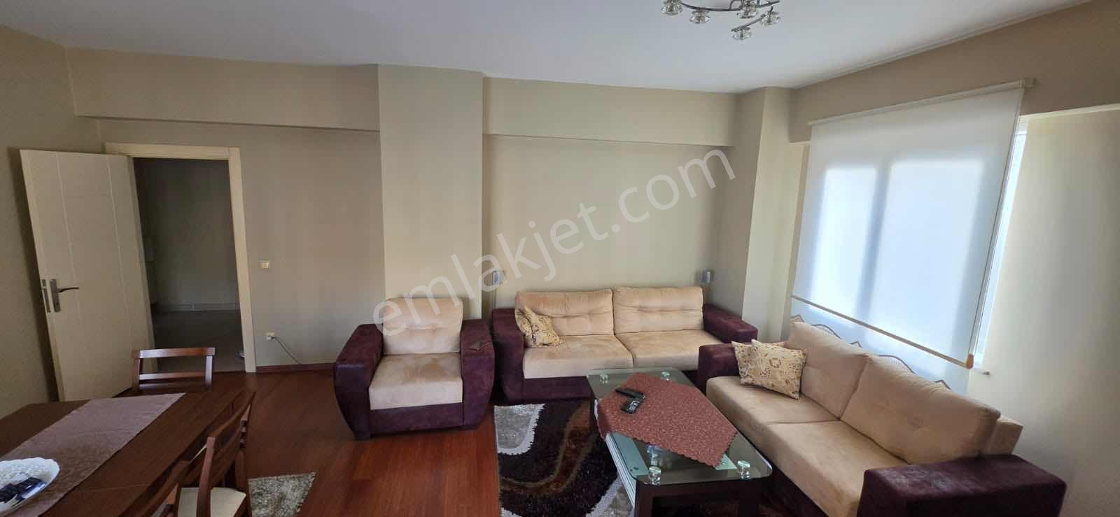Beylikdüzü Narçiçeği Sitesi 3+1 6.kat 146 M2 Full Eşyalı - Görsel 11
