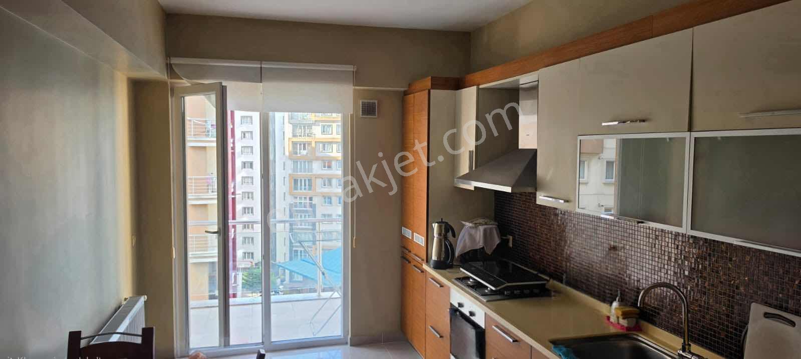 Beylikdüzü Narçiçeği Sitesi 3+1 6.kat 146 M2 Full Eşyalı - Görsel 10