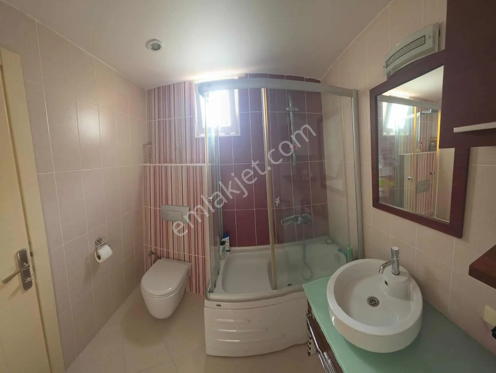 Beylikdüzü Narçiçeği Sitesi 3+1 6.kat 146 M2 Full Eşyalı - Görsel 12
