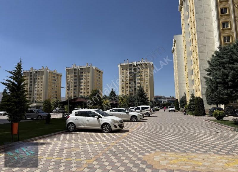 Mustafa Kara'dan Yenikent Kardelen Konutlarnda Satılık 4+1 Daire - Görsel 5