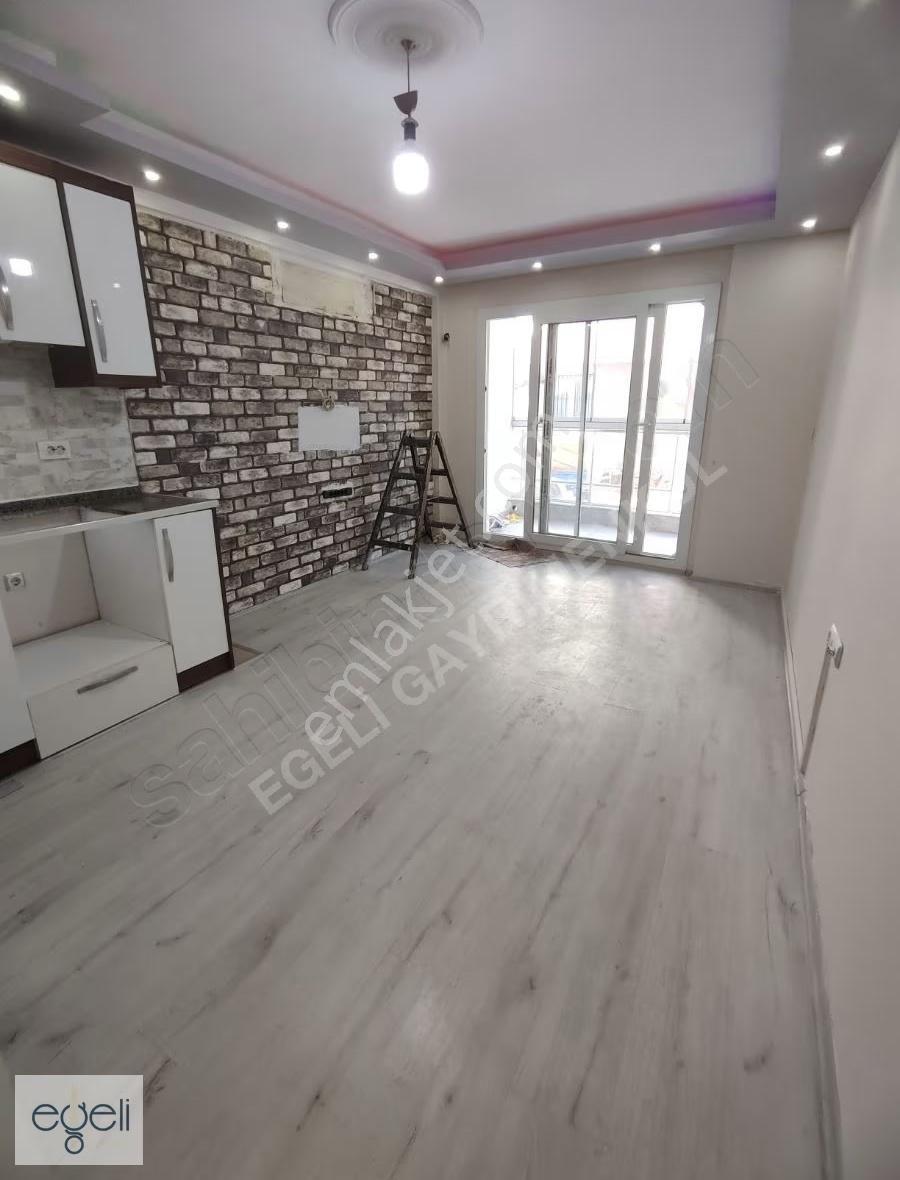 Davutlar Merkez'de Satılık 1.5+1 Yüksek Giriş Daire (45m²) - Görsel 14