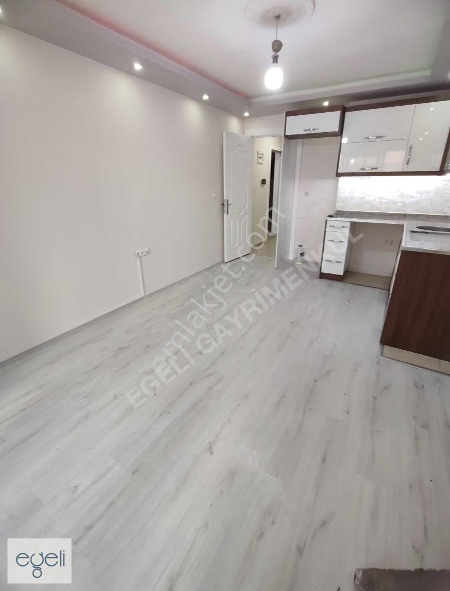 Davutlar Merkez'de Satılık 1.5+1 Yüksek Giriş Daire (45m²) - Görsel 11