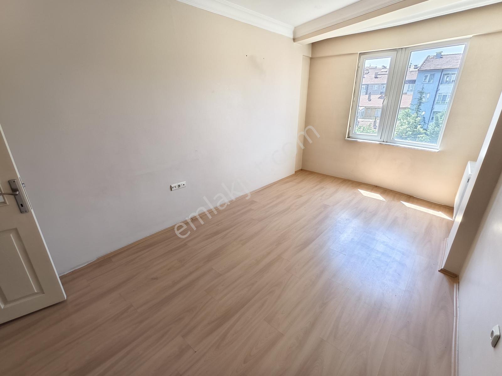 Pera'dan Gaffar Okan Cad. Otoparklı Arakat Kiralık 3+1 Daire - Görsel 21