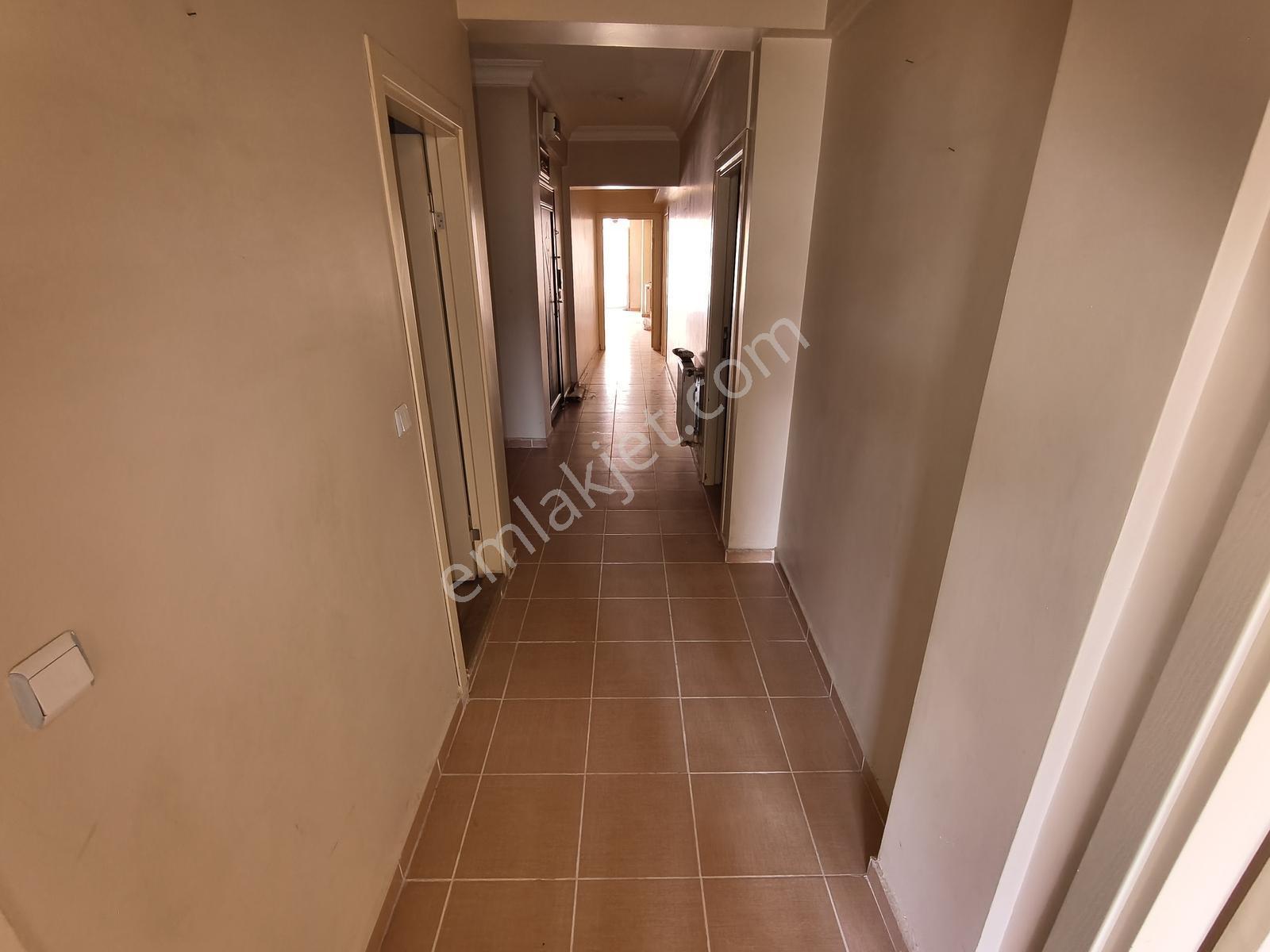 Pera'dan Gaffar Okan Cad. Otoparklı Arakat Kiralık 3+1 Daire - Görsel 23