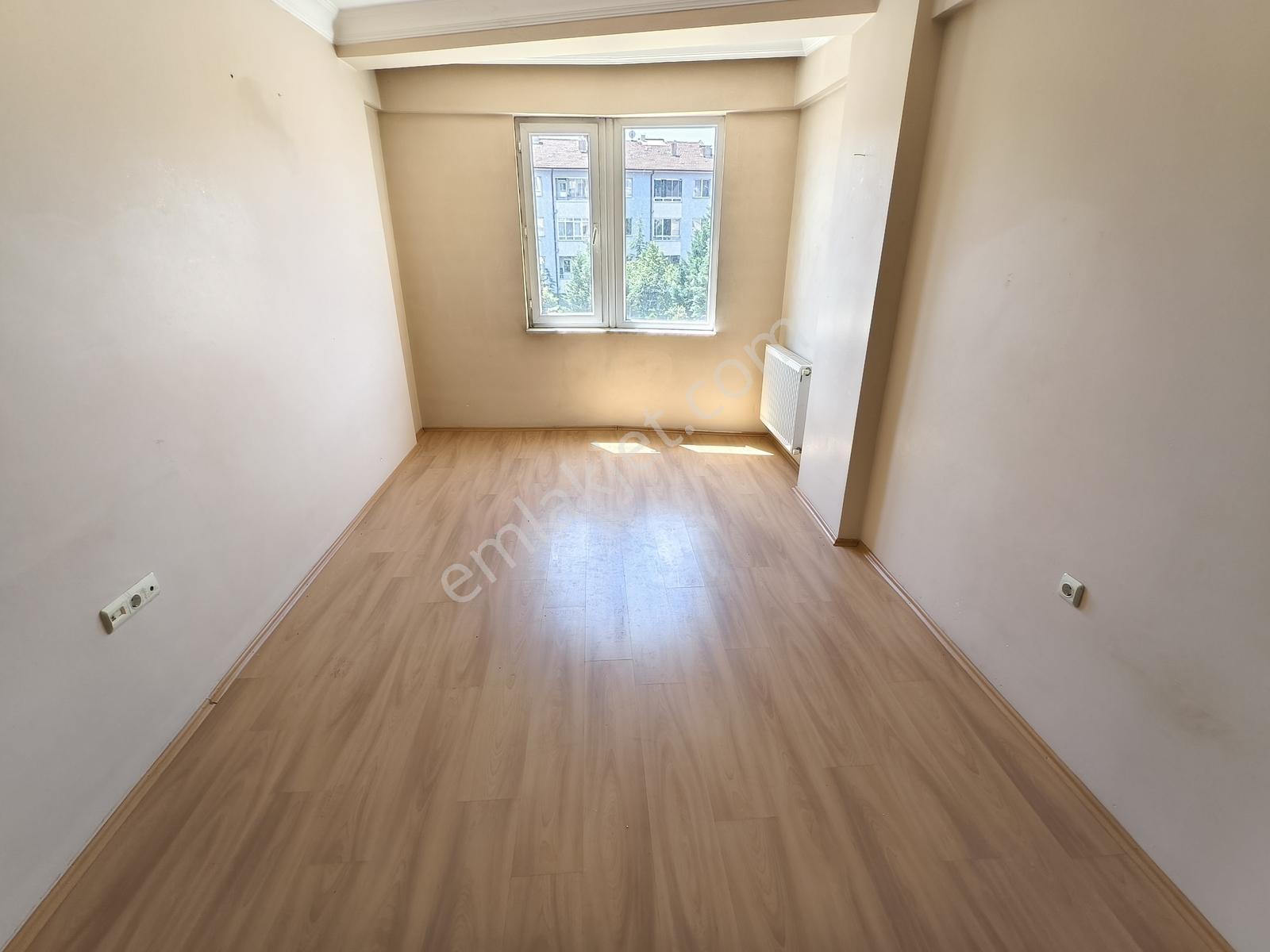 Pera'dan Gaffar Okan Cad. Otoparklı Arakat Kiralık 3+1 Daire - Görsel 19