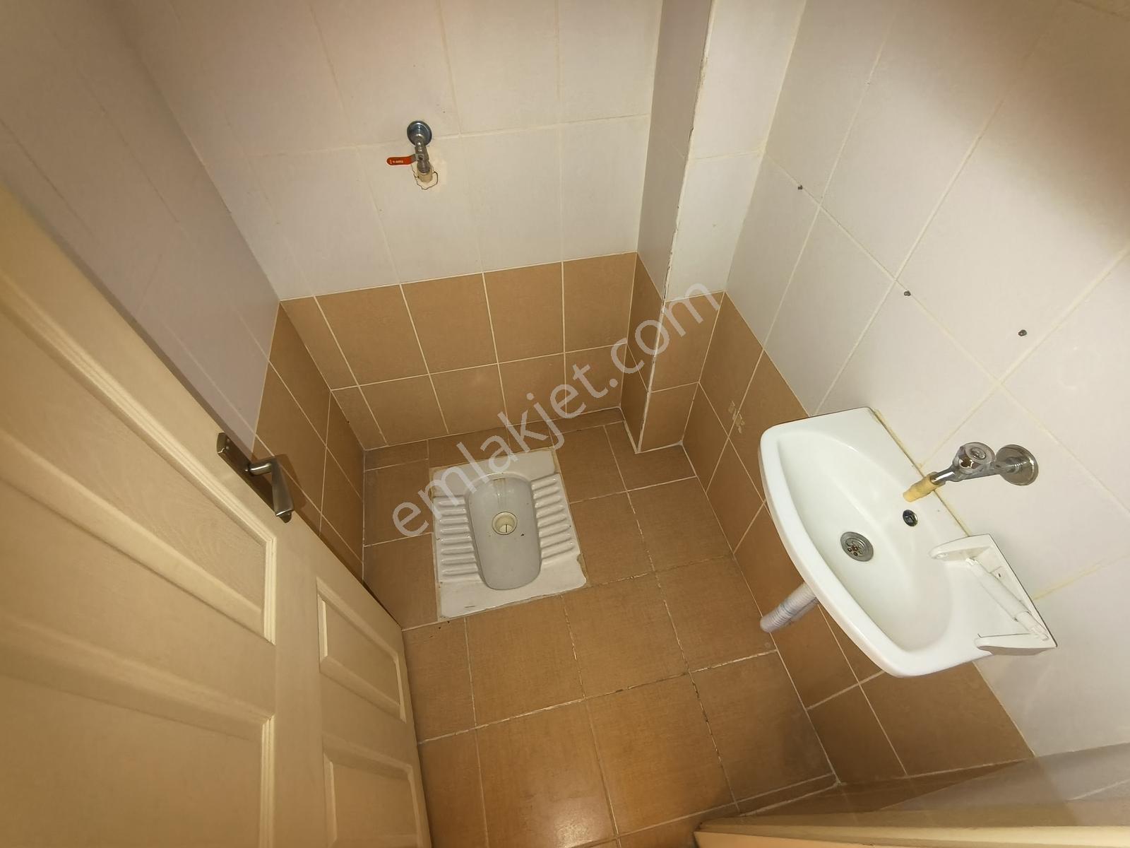 Pera'dan Gaffar Okan Cad. Otoparklı Arakat Kiralık 3+1 Daire - Görsel 25