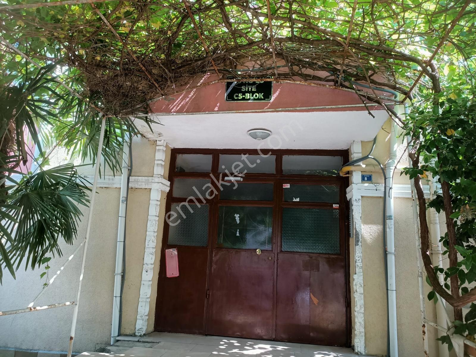 Derince Yenikent'te Arakat Kiralık 3+1 Daire