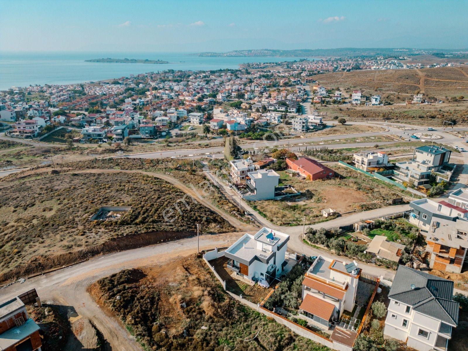 Akarca'da Huzurlu Yaşamı Konforla Buluşturan Özel Tripleks Villa - Görsel 5