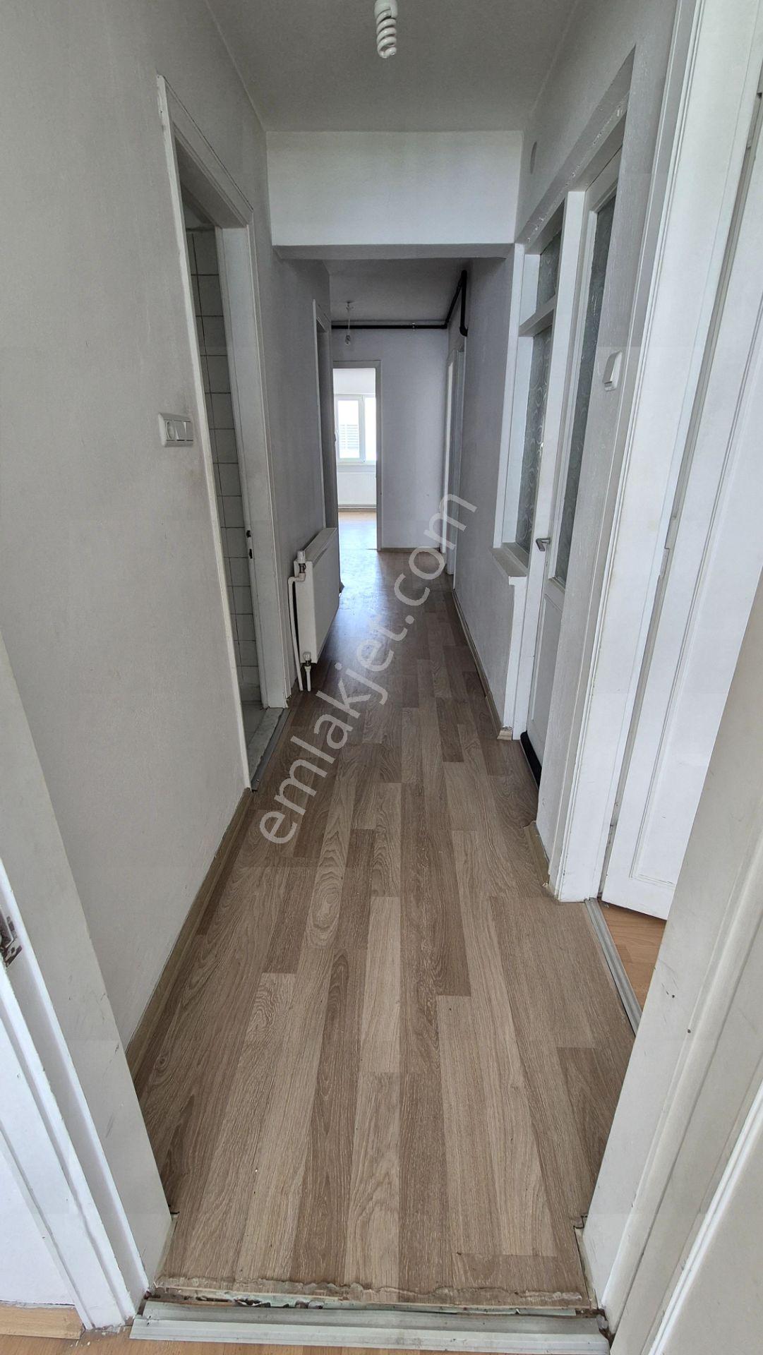 Egelimden Çarşıya Yürüme Mesafesinde 3+1 Doğalgazlı Kiralık Daire - Görsel 19