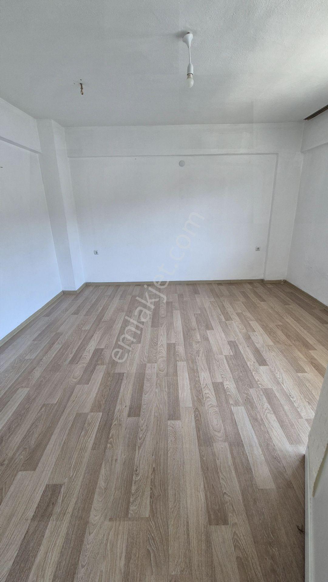 Egelimden Çarşıya Yürüme Mesafesinde 3+1 Doğalgazlı Kiralık Daire - Görsel 5