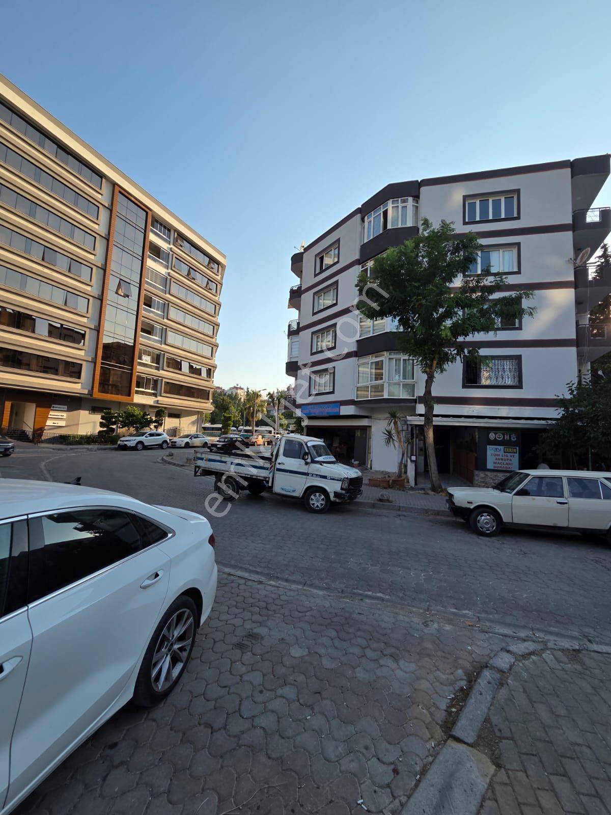 Konak Güneşli Mahlesinde 3+1 135 M2 Otoparklı Satılık Daire - Görsel 6